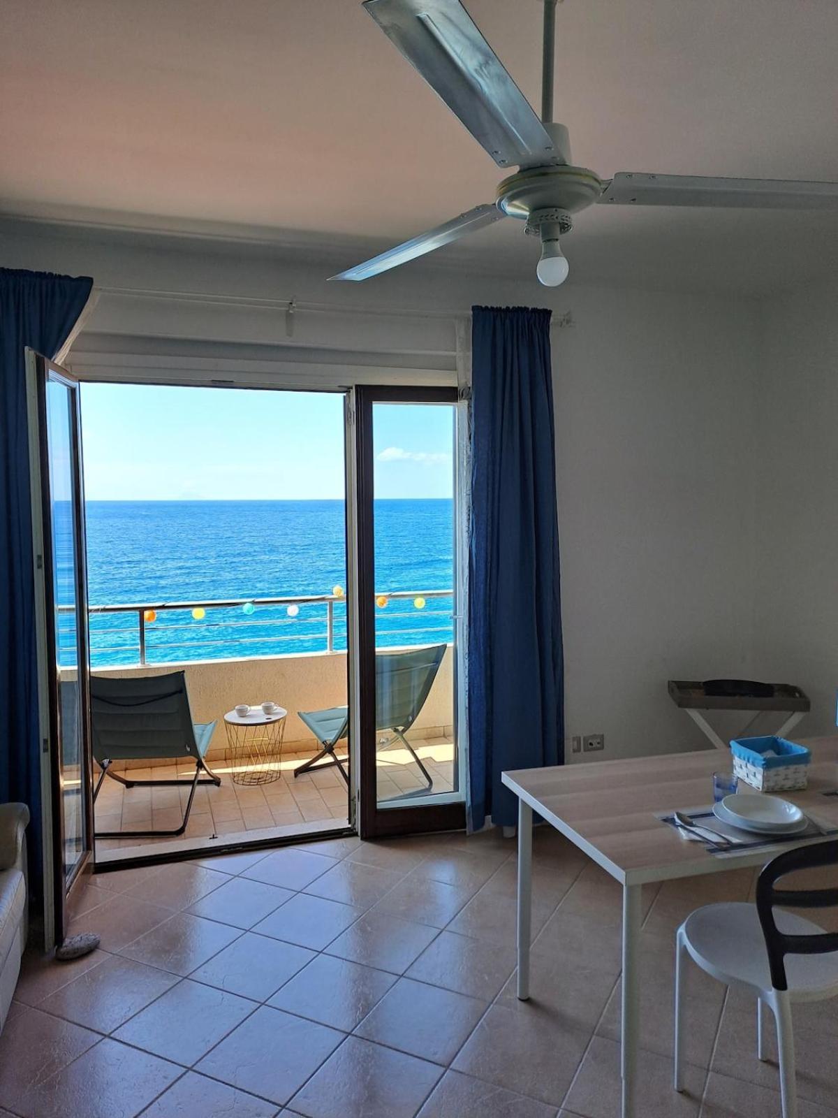 Sea House Bagnara Calabra Apartment Exterior photo