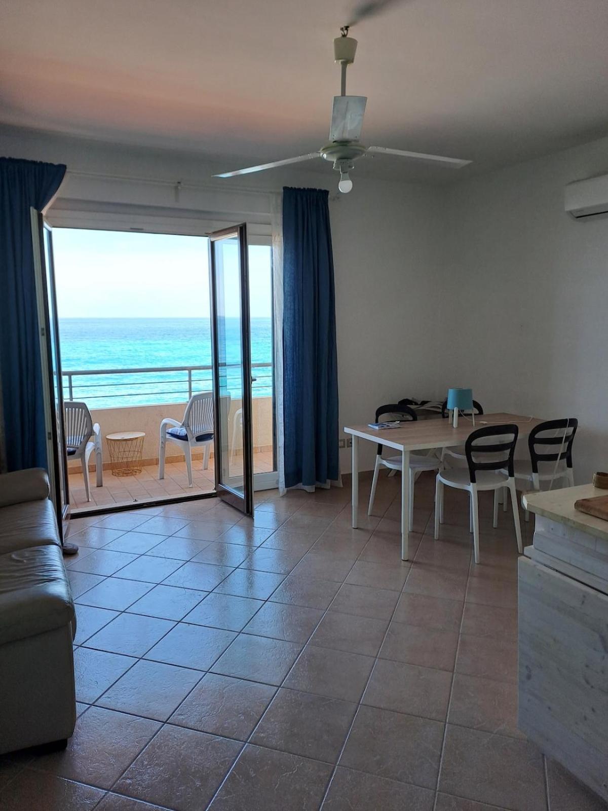 Sea House Bagnara Calabra Apartment Exterior photo